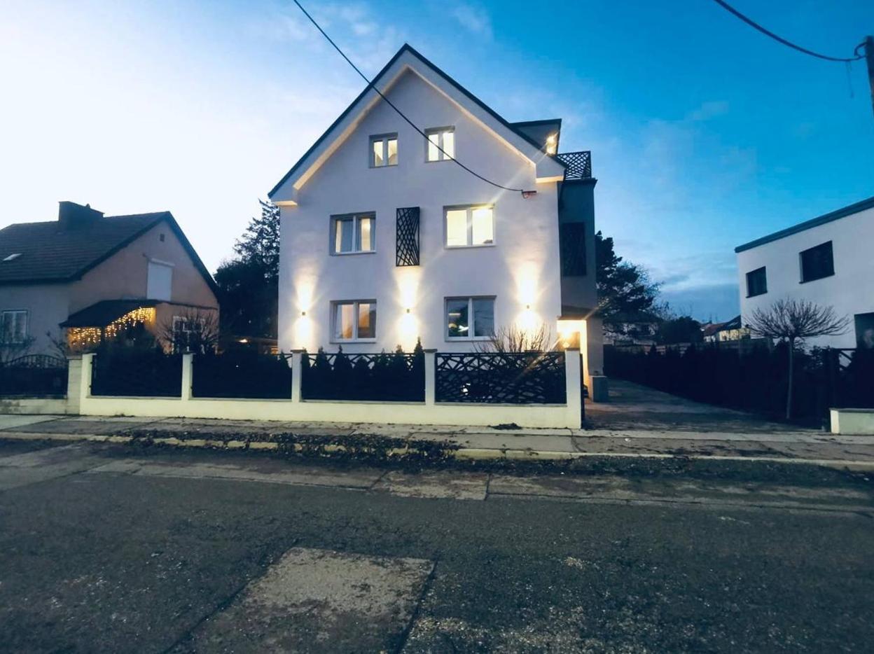 Double In Floridsdorf Area Kwatera prywatna
